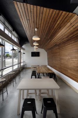  Dining area and storefront windows 